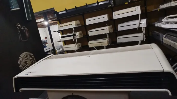 Ar condicionado lg 47000btus inverter quente e frio 