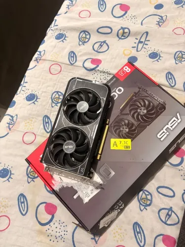 Placa de vídeo RX 7600 8GB ASUS