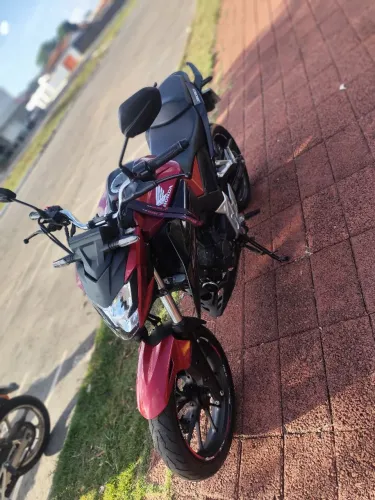 CB 300f
