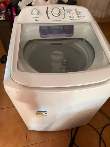 Vendo Máquina de lavar 17 kg