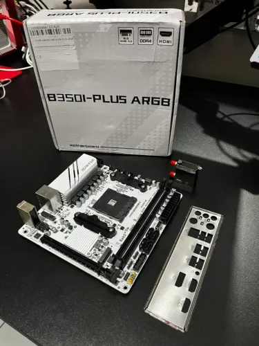 Placa-mãe Mini ITX JGINYUE B350i AM4 DDR4