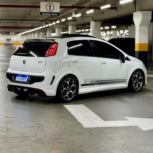 Fiat Punto Attractive 1.4 Fire Flex 8V 5P 2014