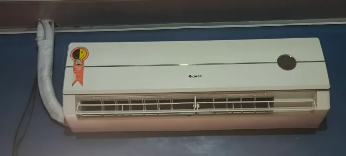 Central de ar 12btus com condensadora em bom estado,e só instalar e usar