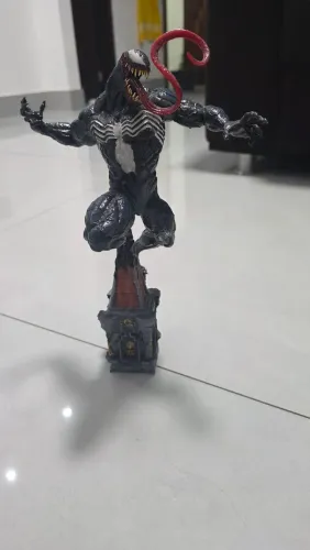 Action figure venom