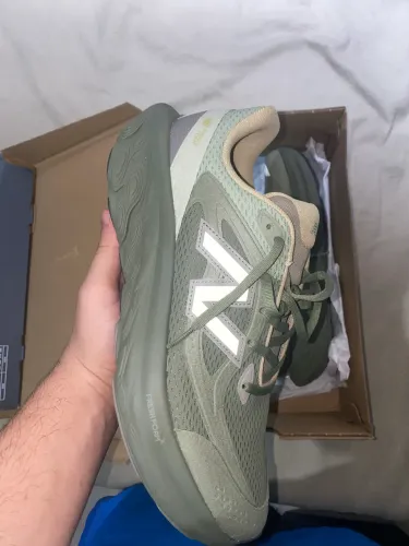 Tênis New balance trainer 42