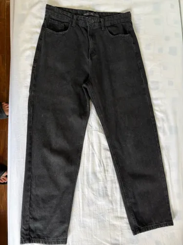 Calça jeans Renner baggy 42 preta