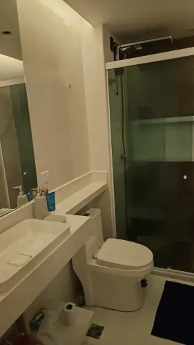 Apartamento com 3 quartos no Calhau
