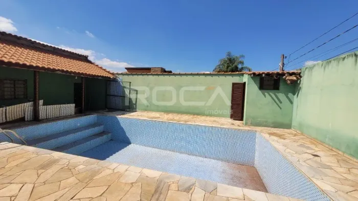 Casa à venda com 3 quartos sendo 2 suítes no bairro Jardim Recreio, em Ribeirão Preto