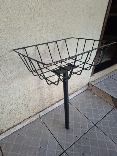 Lixeira de ferro