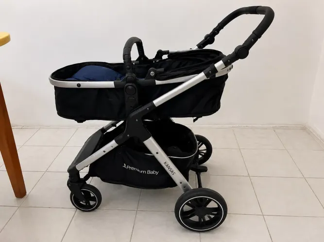 Carrinho de bebê Premium Baby Kansas + bebê conforto - Excelente estado
