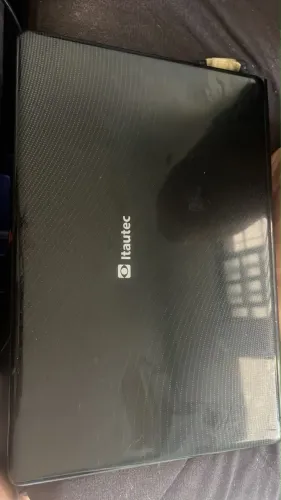 Notebook Samsung e Itau para retirada de peças