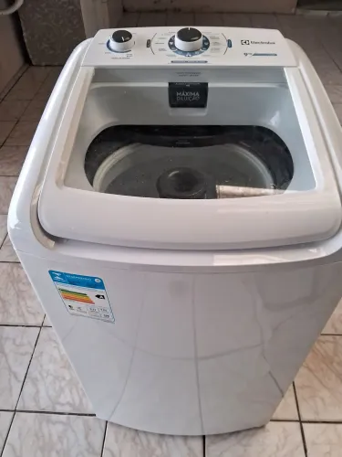 Lavadora Electrolux 9kg semi nova$899,00