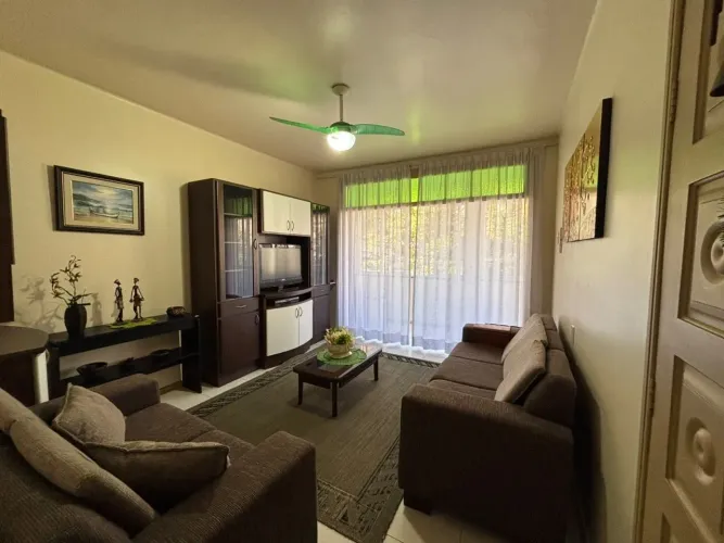 Apartamento mobiliado no Centro de Florianópolis 60m² privativos