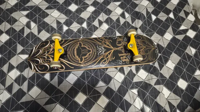 Skate shape maple 