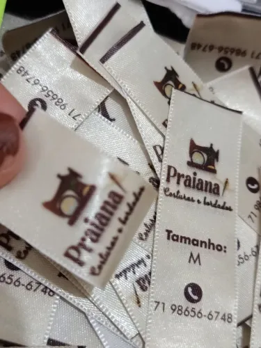 Etiqueta personalizada em Tecido Cetim