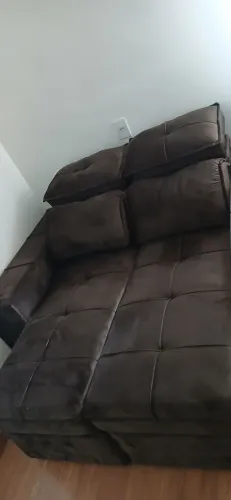 Sofa retrátil confortável 