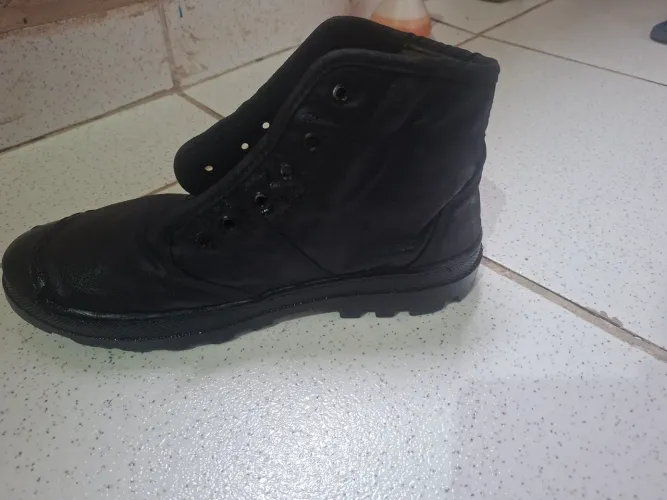 Vende  se 