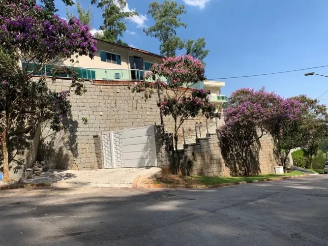 Térrea para aluguel e venda com 450 metros quadrados com 3 quartos em Jardim Peri - São Pa