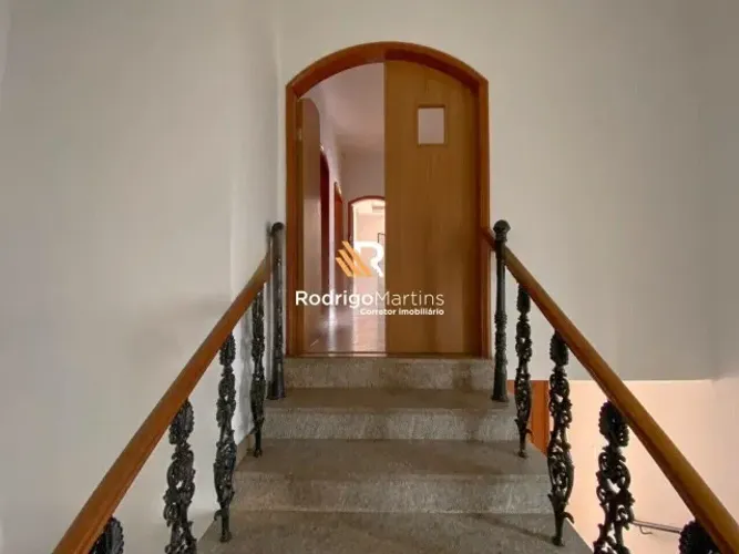 Sobrado na Boa Vista 3 quartos, mais um apartamento nos fundos , bem localizado.