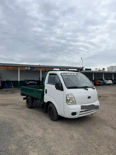 Kia Motors Bongo K-2500 2.5 4X2 TB Diesel 2011