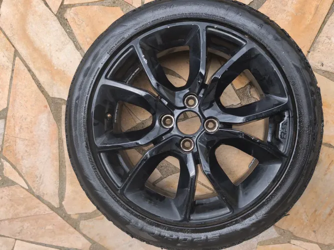 Rodas Sandero RS