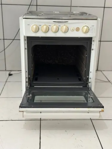 Fogão de cozinha planejada