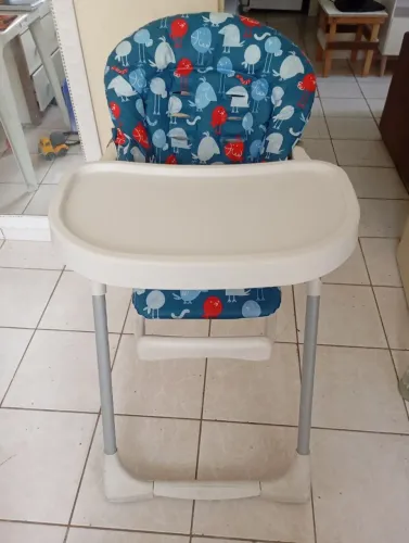 Cadeira de alimentação