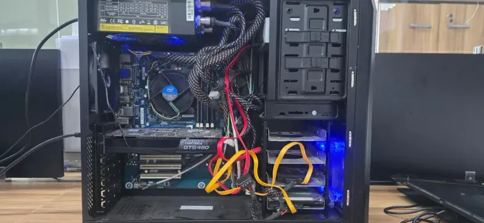 Computador gamer i7, HD 1 T + SSD 240 Gb, 4 Gb RAM, NCIDEA GTS 450 1Gb