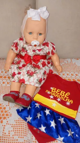 Meu bebê estrela com roupinha + sapatinhos e lacinho na cabeça