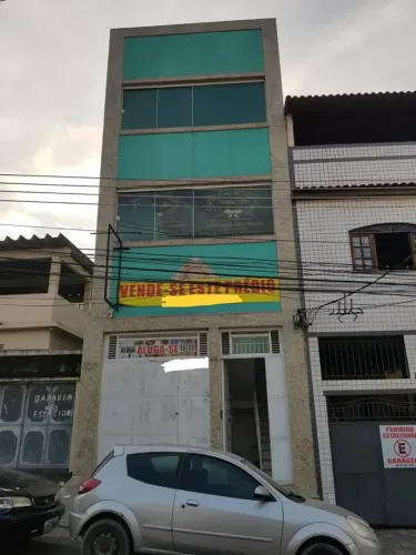 VENDE-SE PREDIO COMERCIAL