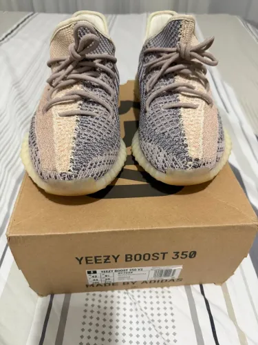 Yeezy boost 350 v2 ash preal