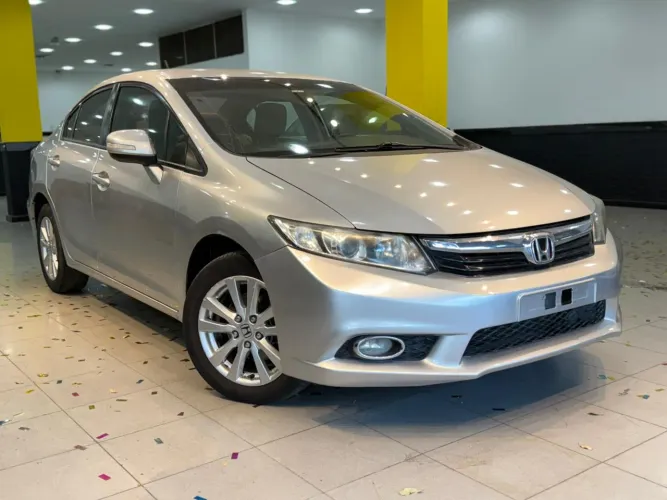 Honda Civic Sedan LXR 2.0 Flexone 16V Aut. 4P 2014