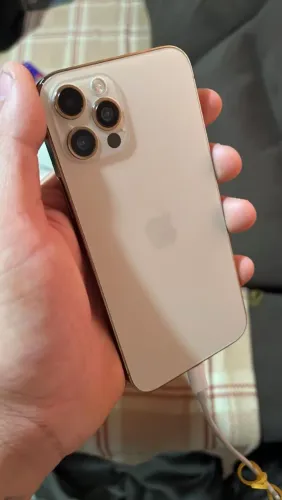 12 Pro 128 gb mais duas capinha carregador primeira linha Apple