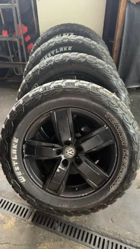 Rodas Amarok 18 pneus borrachudos zeros