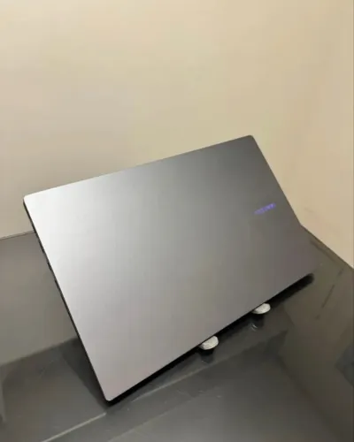 Notebook Samsung Galaxy Book - Modelo: NP550XDA-XS1BR