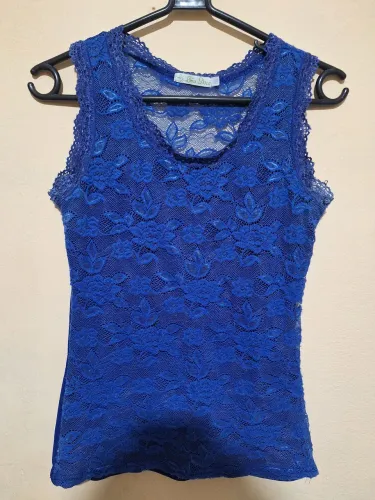 Regata lima Doce renda azul floral