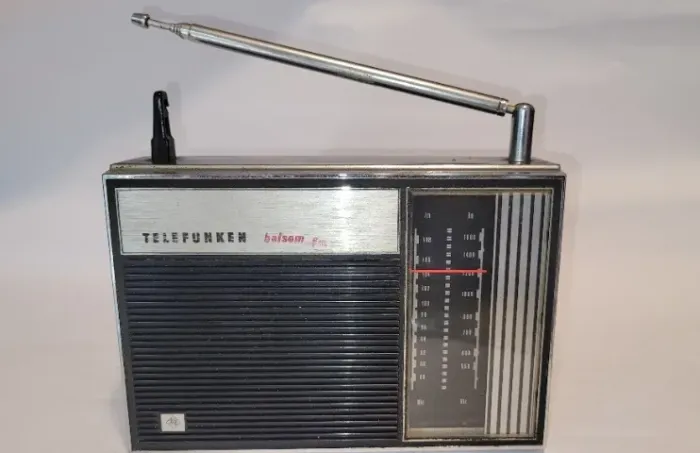 Antiguidade - Rádio Telefunken - Modelo Belsom FM - Década de 1970