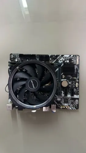 Intel core i5-4590 + Placa mãe + 8gb de ram + cooler