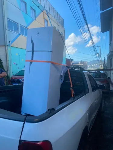 FRETE Biguaçu (48.).9.9846..0095...Ajudo carregar!!!
