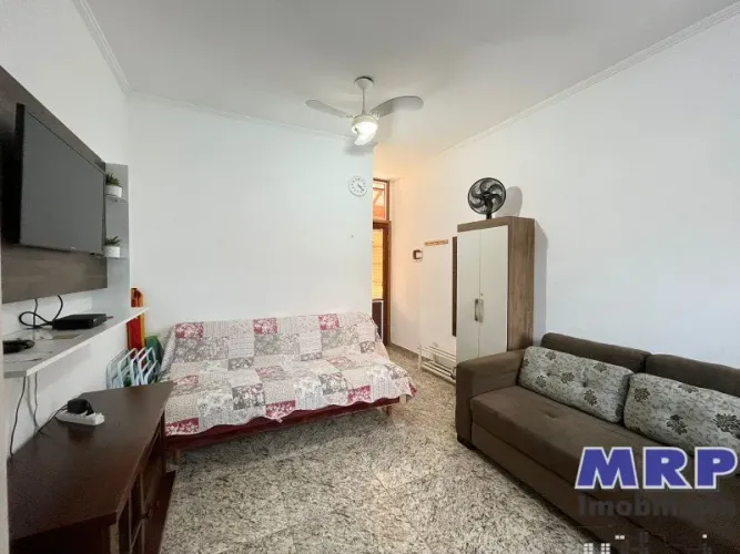 Apartamento na Praia do Sapê em Ubatuba. 1 dormitório. Com portaria 24 horas e piscina