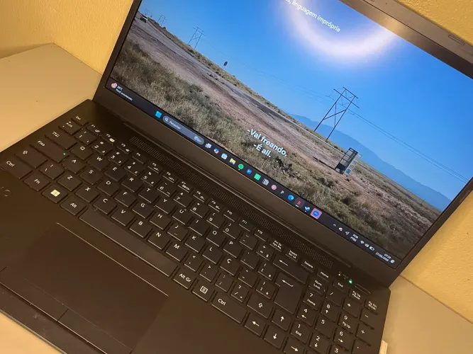 Notebook Vaio FE15