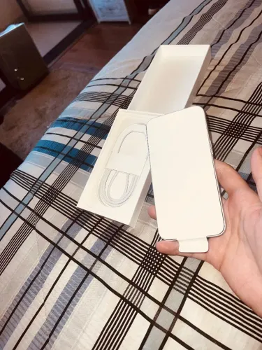 iPhone 17e 256GB OPORTUNIDADE (Chip A19) - Novo de Fábrica + Garantia Apple!