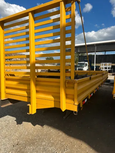 Carroceia Aberta 6,90m p/ Toco Munck Serve em Volks, Atego, Volvo, Ford, Iveco