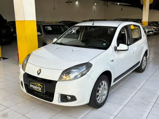 Renault Sandero Privilège Hi-flex 1.6 16V 5P AUT 2014