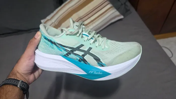Asics Magic Speed 4