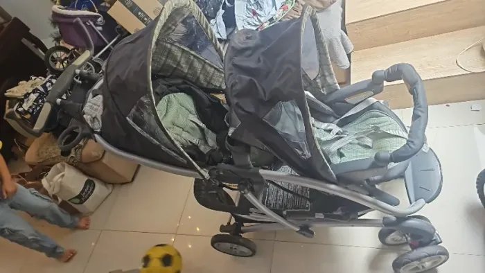 Carrinho de bebe duplo graco
