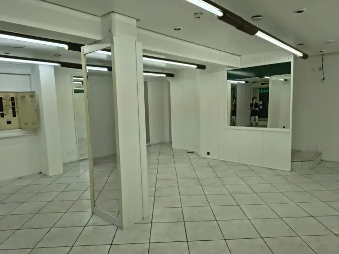 Loja para Locação com 130m no Centro Histórico - Porto Alegre - RS
