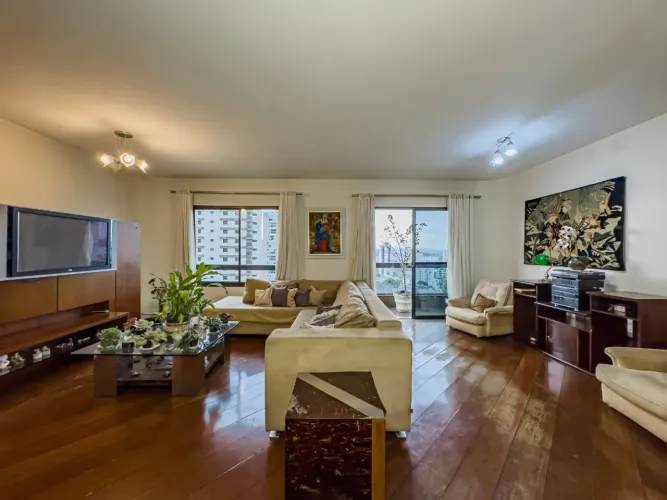 Apartamento para venda em Ipiranga com 3 quartos, sendo 2 suítes, 200m²