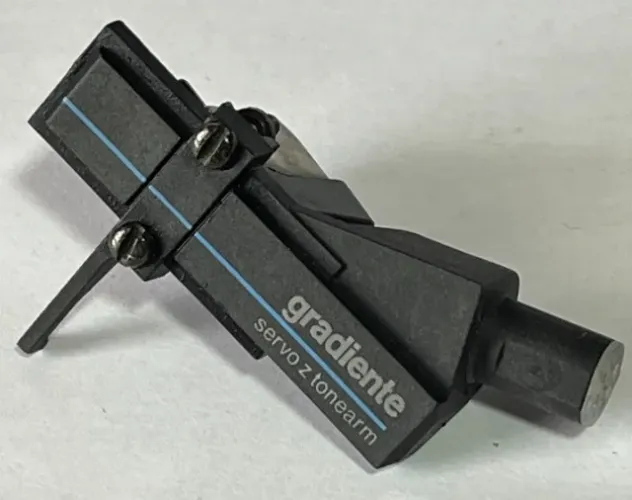 Toca Discos Gradiente TT-575 - Headshell com Capsula