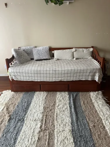 Sofá cama / bi cama (madeira)